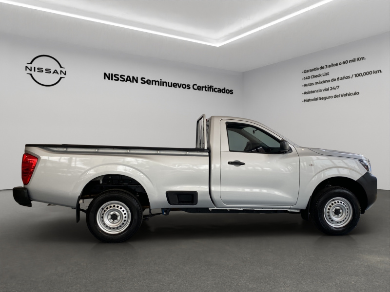 Nissan Comerciales NP300 2 pts. Pick-Up, Cab. Sencilla, TM6, a/ac. 2024